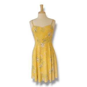 Old Navy Mini Butter Yellow Floral Summer Dress. Size Medium